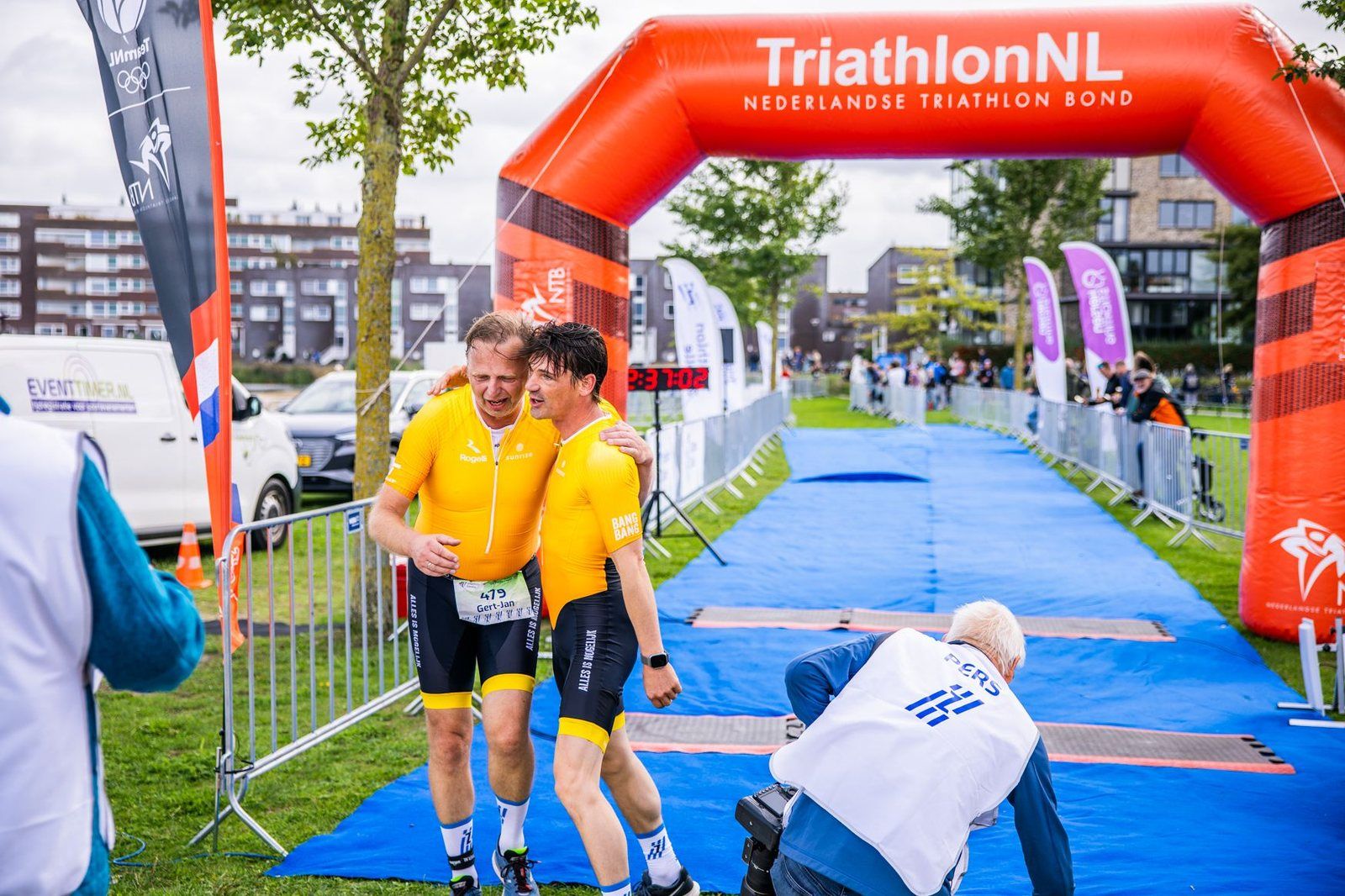 Alles Over Hoop — finish van de NAH Triathlon in Zwolle